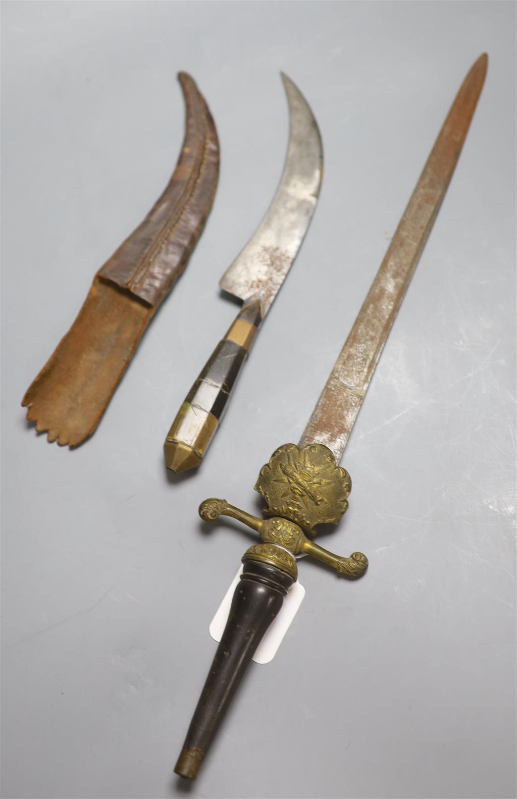 An 18th/19th century German hanger blade, overall length 45cm, and another dagger with horn mounted handle